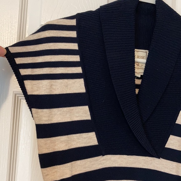 Navy and Tan Sweater Dress - Picture 2 of 9